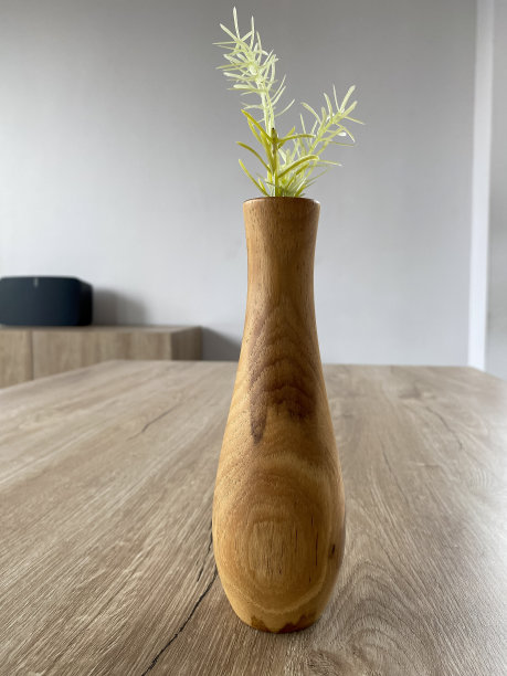 木制花瓶图片下载