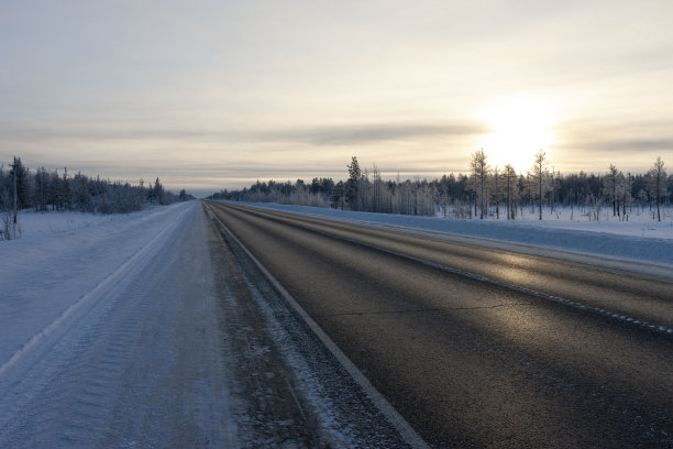 冬季西伯利亚之路图片下载