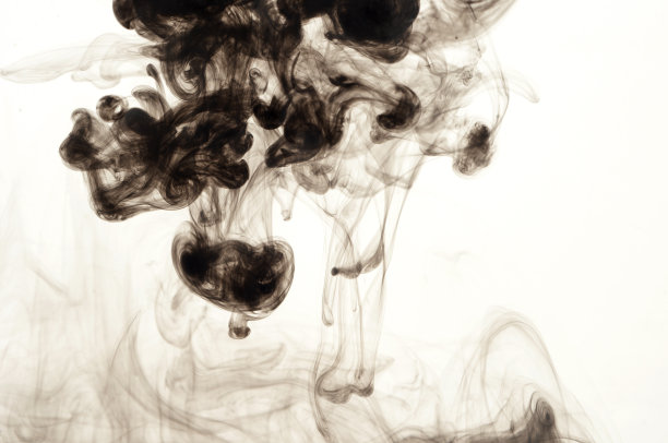 白色背景上的墨水特写图片下载