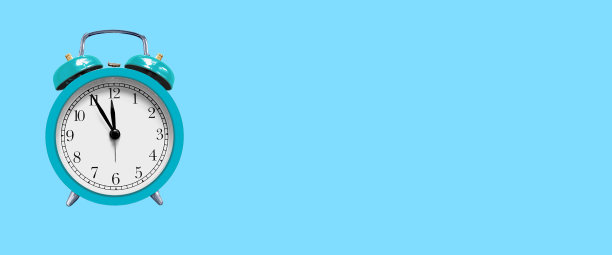 闹钟蓝色背景，简约的背景，时间的概念，图片下载