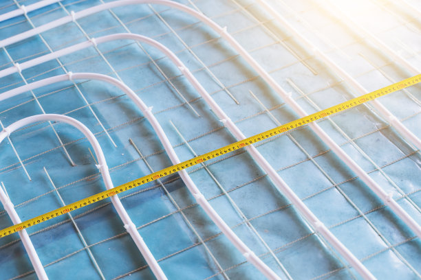 施工现场地暖管道安装图片下载