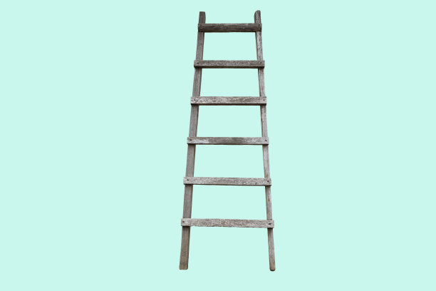 旧木梯。适应梯子。图片下载