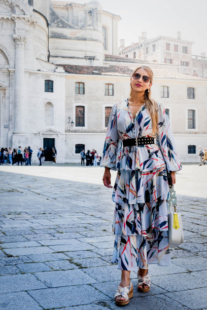 正在度假的拉丁游客。图片下载