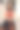 年轻女子穿着她典型的玛雅服装对着镜头微笑——拉丁美洲村庄里快乐的西班牙年轻女子图片下载