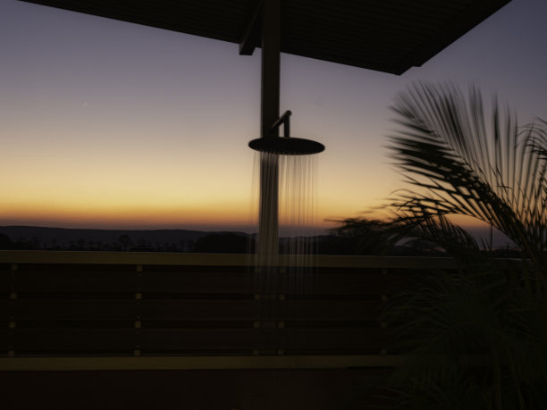 户外浴室图片下载