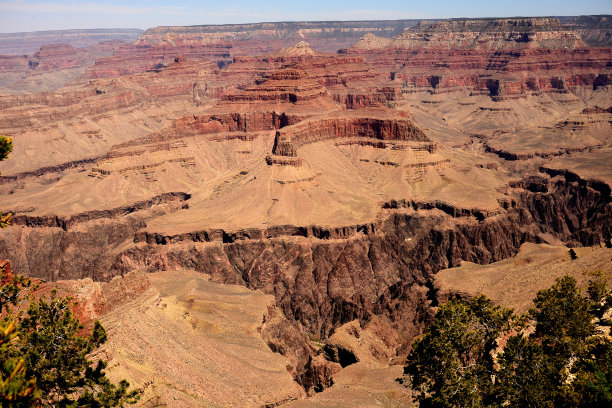 朦胧的蓝天，亚利桑那州大峡谷图片下载