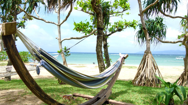 冲绳石垣岛风景冲绳度假胜地吊床海滩图片下载