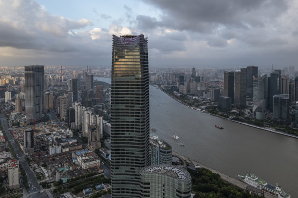 中国上海全景天际线航拍照片图片下载