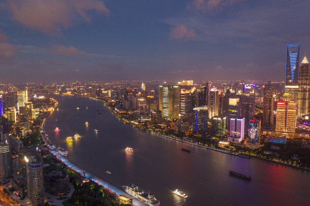 中国上海全景天际线航拍照片图片下载
