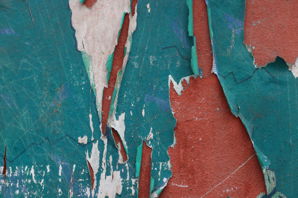 碎纸从墙上剥落图片下载