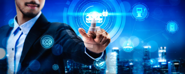 电动汽车虚拟现实概念，电动汽车充电站提供绿色能源和可持续来源的生态电力，供应给充电站，以减少二氧化碳排放。图片下载