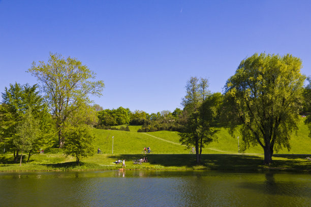 德国慕尼黑奥林匹克公园全景。图片下载