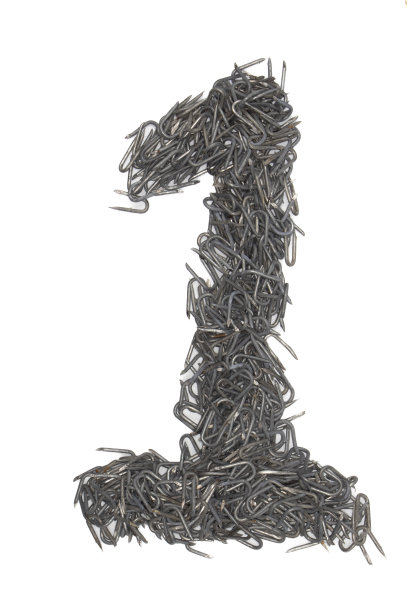 艺术数字1由白色背景上孤立的钢钉制成数字，数字，数字图片下载