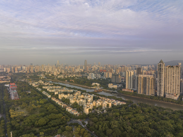 中国广州夜间全景天际线的航拍照片图片下载