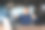 商人的肖像与笔记本电脑在办公室里，男人微笑着看着相机与手和手指指向一边，成功的亚洲投资者，衬衫和眼镜图片下载