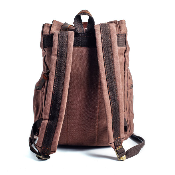 帆布棕色背包孤立的白色背景图片下载