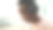 一个年轻的非洲学生戴着耳机坐在大学外面图片下载