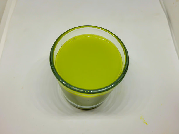 白底泰国茶的照片。孤立的图片下载