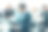 年轻的首席在与业务团队开会。图片下载