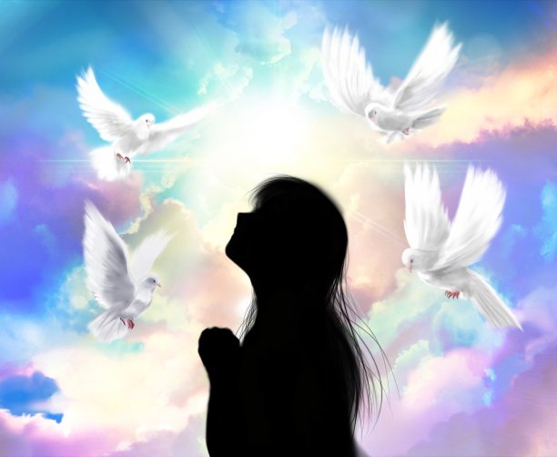 背景插图的少女剪影在侧面祈祷上帝和白鸽，和平的象征，在天空中飞行。图片下载