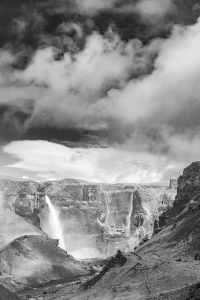 从冰岛的福萨河看海弗斯瀑布图片下载