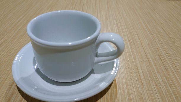 玻璃白图片下载