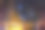 迪拜码头夜景：灯火通明的摩天大楼和运河船只，阿联酋图片下载