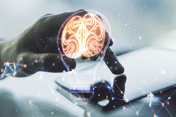 创意概念与灯泡和人脑插图和手指点击在数字平板电脑的背景。神经网络和机器学习的概念。Multiexposure图片下载