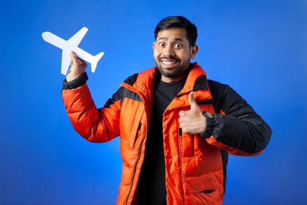 兴奋的印度游客图片下载