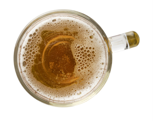 一杯淡啤酒，白色的图片下载