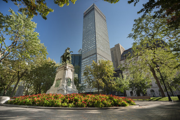 加拿大蒙特利尔市区天际线白天视图图片下载