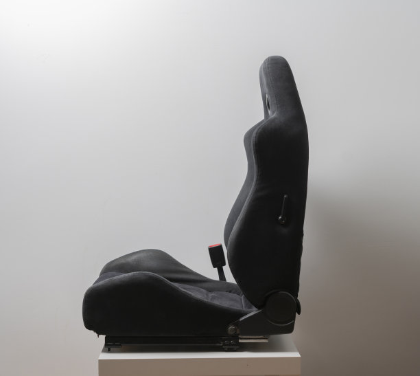 全新跑车黑色座椅，现代交通内饰图片下载