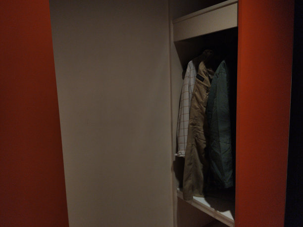 极简主义服装图片下载