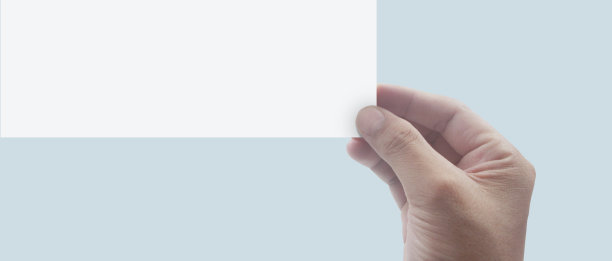 手拿空白纸为信纸图片下载