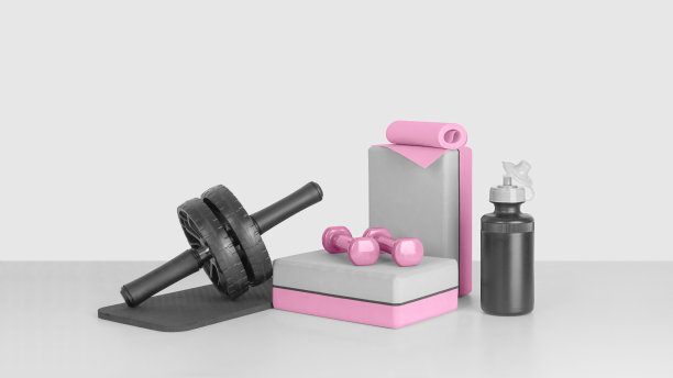 灰色背景上的健身器材。图片下载