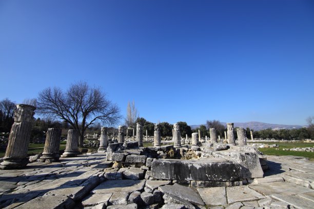 在拉吉纳古城赫凯特神庙的发掘和古柱Yatagan Mugla土耳其图片下载