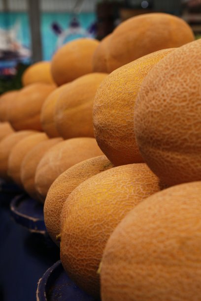 集市上的瓜果图片下载