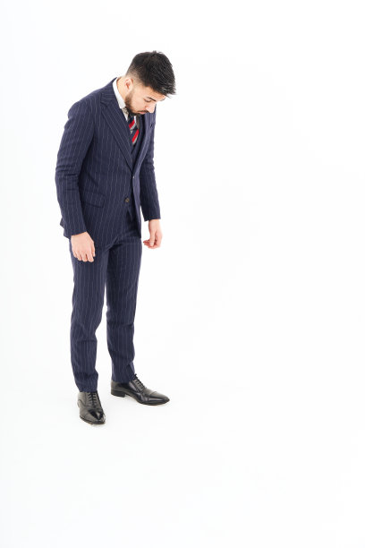 商人看着屏幕底部图片下载