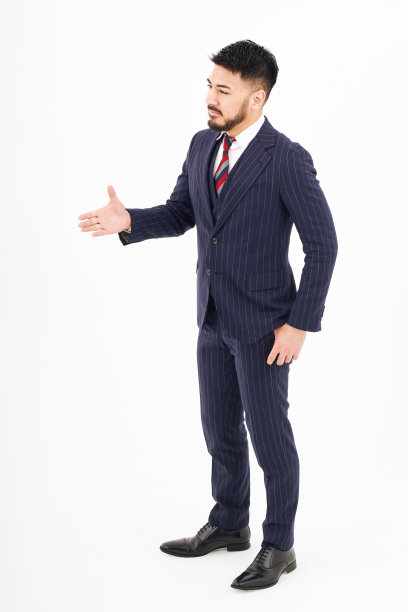 一个西装革履的男人想和你握手图片下载