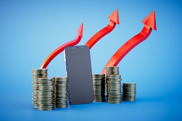 互联网利润的增长。智能手机，成堆的硬币和蓝色背景上红色向上的箭头。三维渲染图片下载