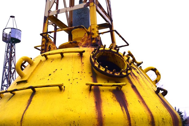 海上灯塔浮标的古董图片下载