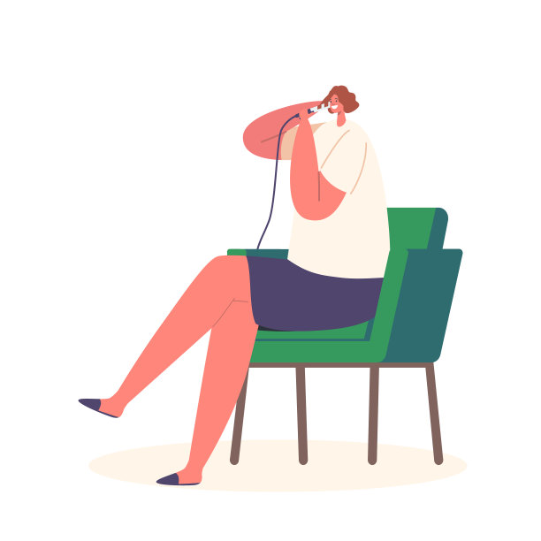 女子坐在白色背景的扶手椅上，用卷发棒做发型。美容护发图片下载