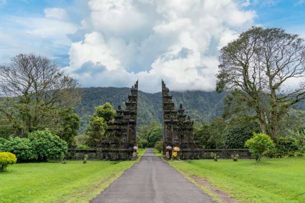 巴厘岛，汉达拉门。图片下载