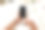 男子在卧室用手机发短信，屏幕空白，POV图片下载