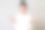 一名亚洲穆斯林男子把手拉向摄像机，邀请某人进来，这是欢迎的姿态图片下载