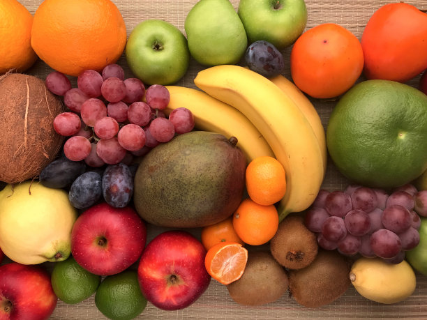 多彩的水果背景。图片下载