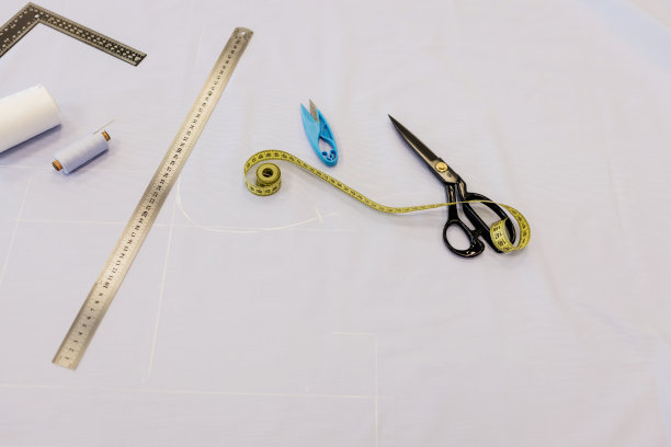 套装剪裁配件-图片下载