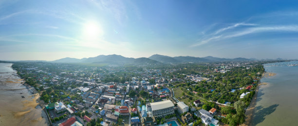 从无人机摄像头鸟瞰泰国普吉岛高角度视图图片下载