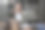 办公室综合症的概念。年轻的亚洲女商人在电脑笔记本电脑上工作了很长一段时间后做颈部按摩图片下载