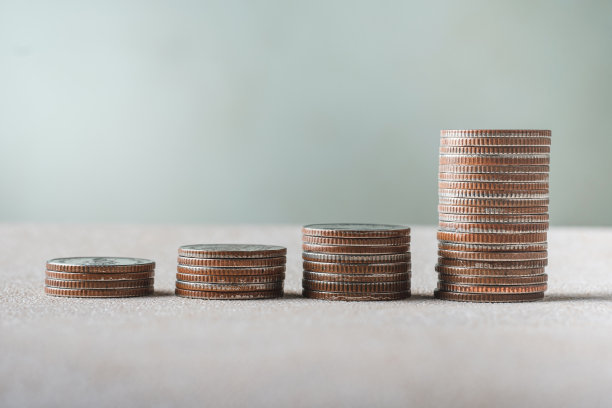 硬币货币，成长货币，储蓄和投资概念。图片下载